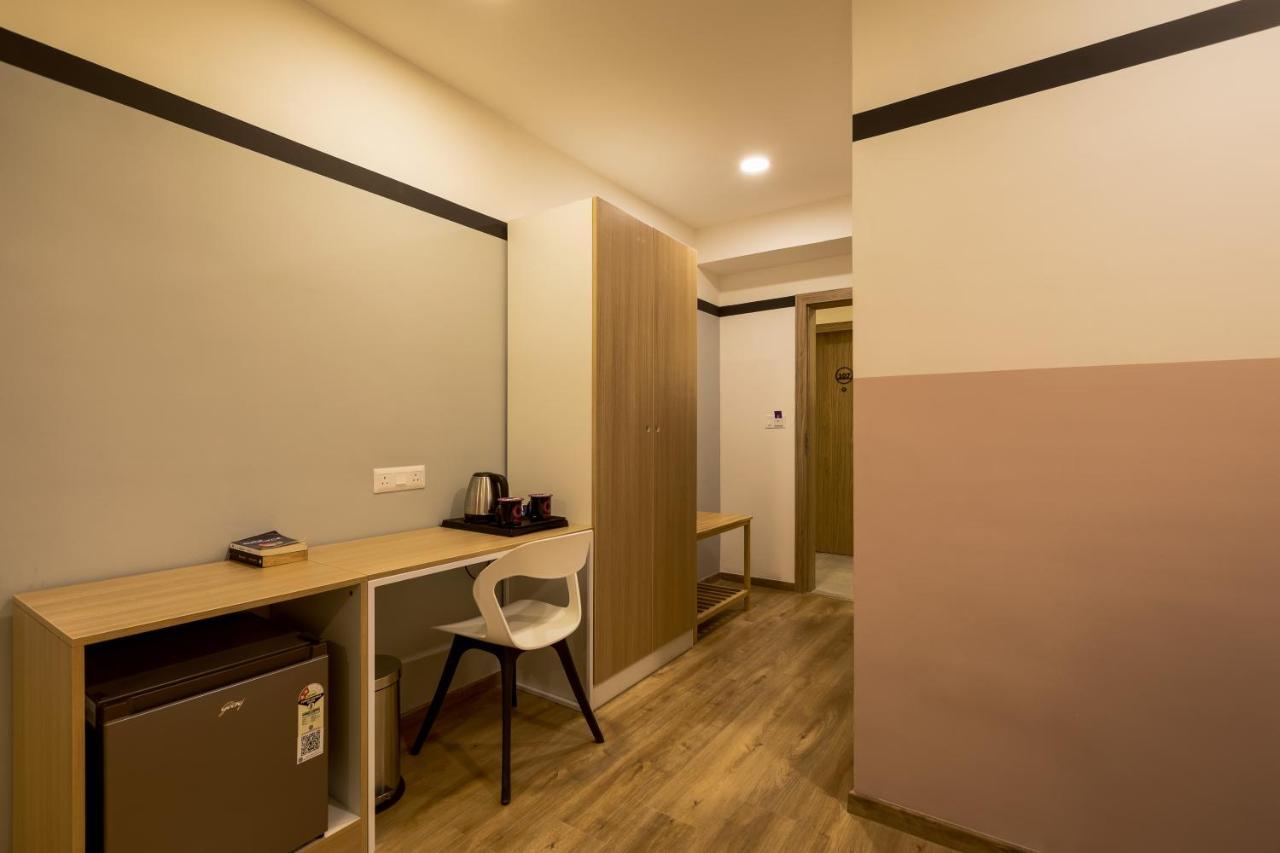 Olive Hotel Indiranagar 100Ft Road By Embassy Group Bangalore Extérieur photo