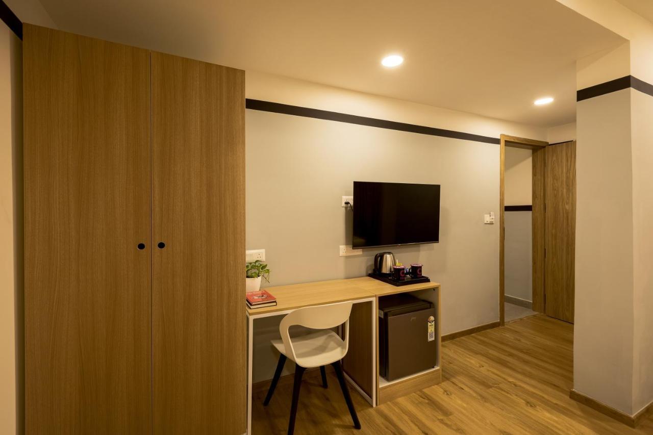 Olive Hotel Indiranagar 100Ft Road By Embassy Group Bangalore Extérieur photo