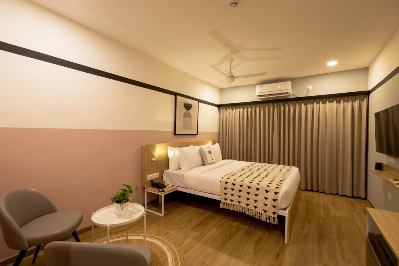 Olive Hotel Indiranagar 100Ft Road By Embassy Group Bangalore Extérieur photo